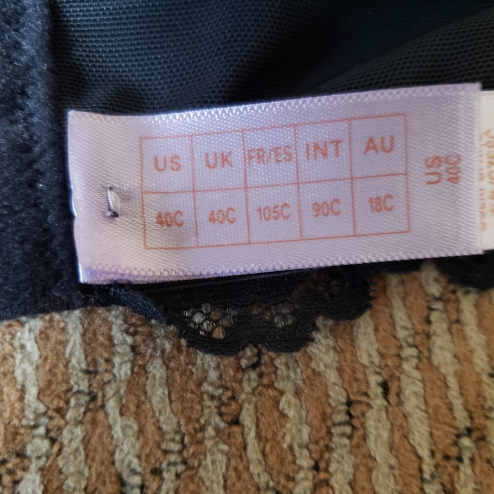 Savage x fenty black lace bra - Picture 4 of 5